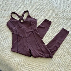 Vitality Cloud sz M jumpsuit bodysuit purple Dancewear Activewear EUC